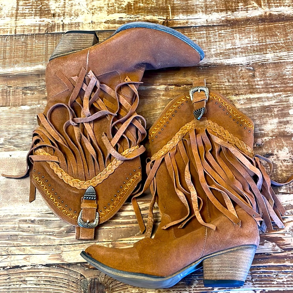Very Volatile Cowgirl  Suede Leather 10 Finge Cowboy Boots NWB